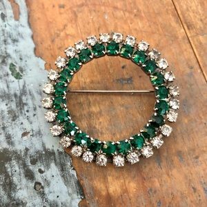 Lovely vintage brooch